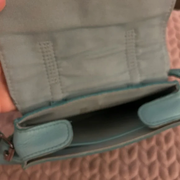 Dr. Martens Teal Green Genuine Leather Crossbody Saddle BAG Satchel - Picture 12 of 14